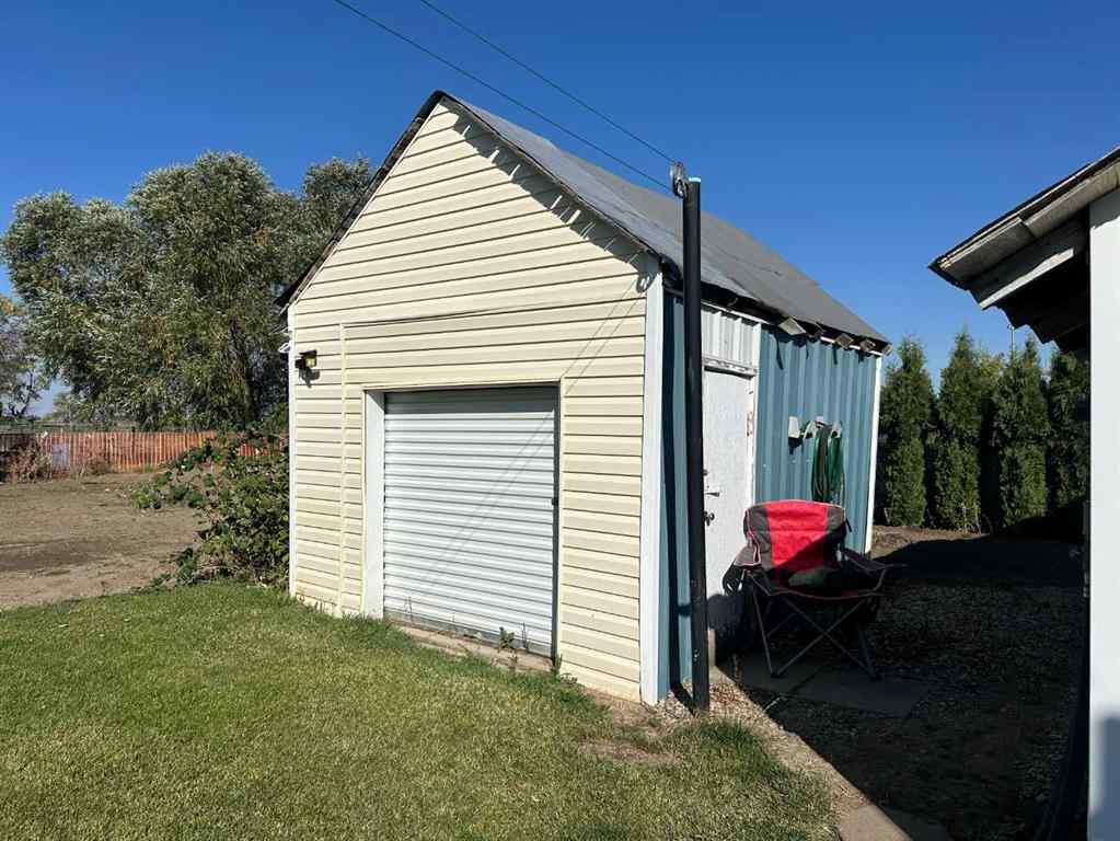 MLS® A2256775 - 202 James Avenue  in NONE Taber, Residential