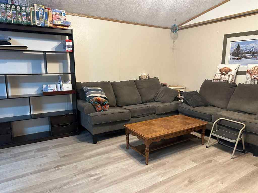 MLS® A2256775 - 202 James Avenue  in NONE Taber, Residential
