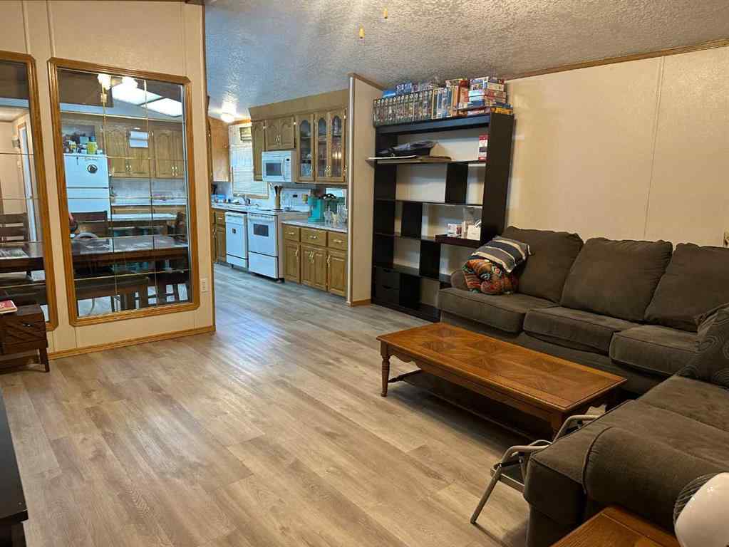 MLS® A2256775 - 202 James Avenue  in NONE Taber, Residential