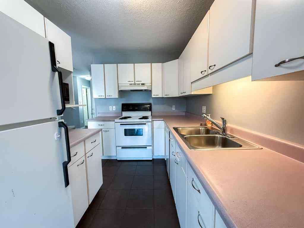 MLS® A2256780 - Unit #17 465 Makenny Street  in Thompson Lake Hinton, Residential