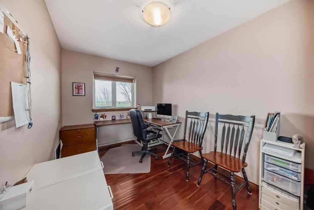 MLS® A2256783 - 213026 TWP RD 70   in NONE Welling, Residential