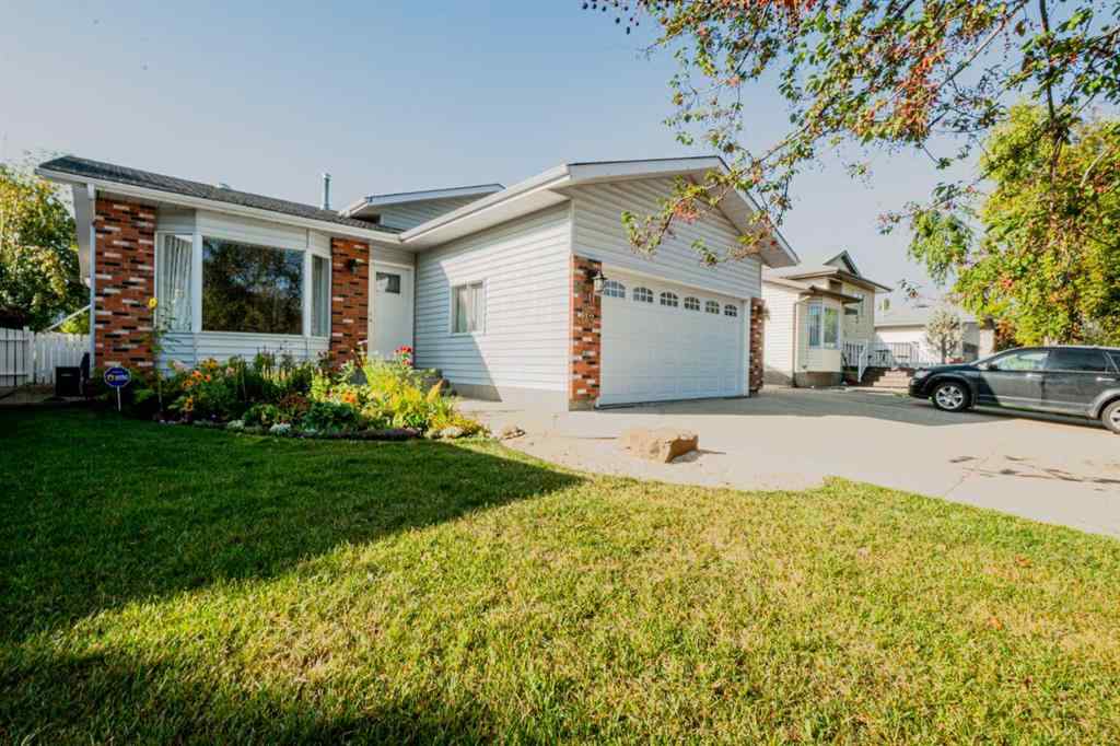 MLS® A2256786 - 9505 63 Avenue  in Country Club Estates Grande Prairie, Residential