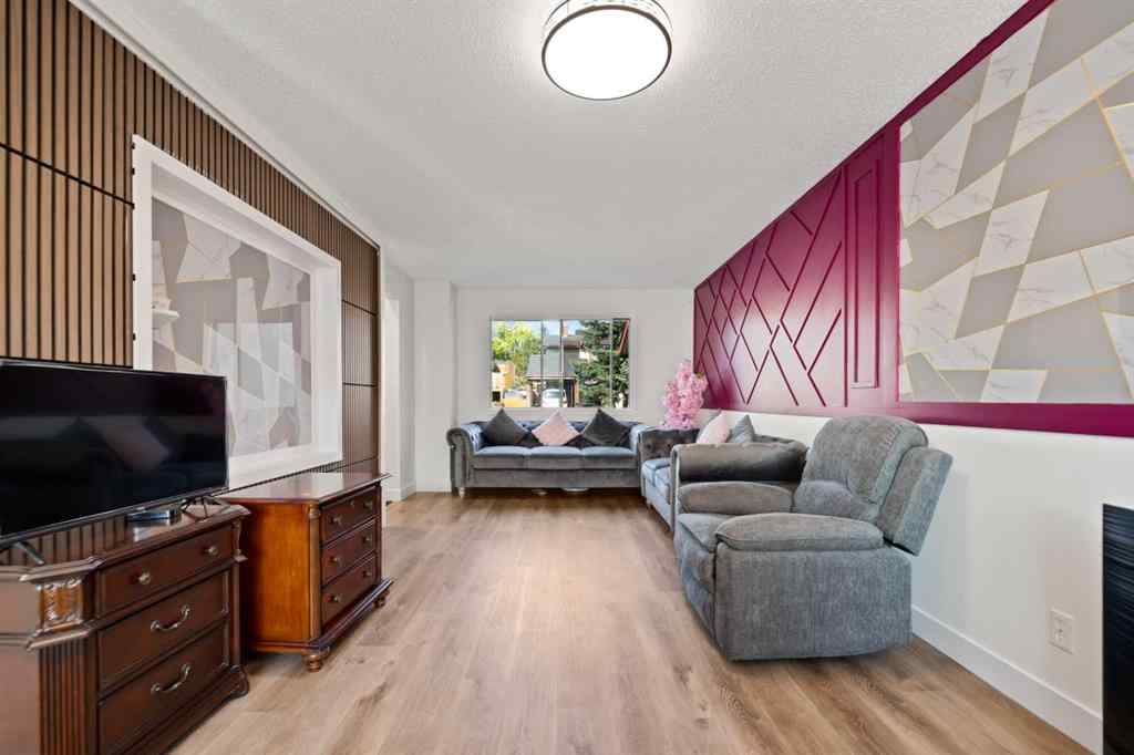 MLS® A2256787 - 40 Pinecliff Close NE in Pineridge Calgary, Residential