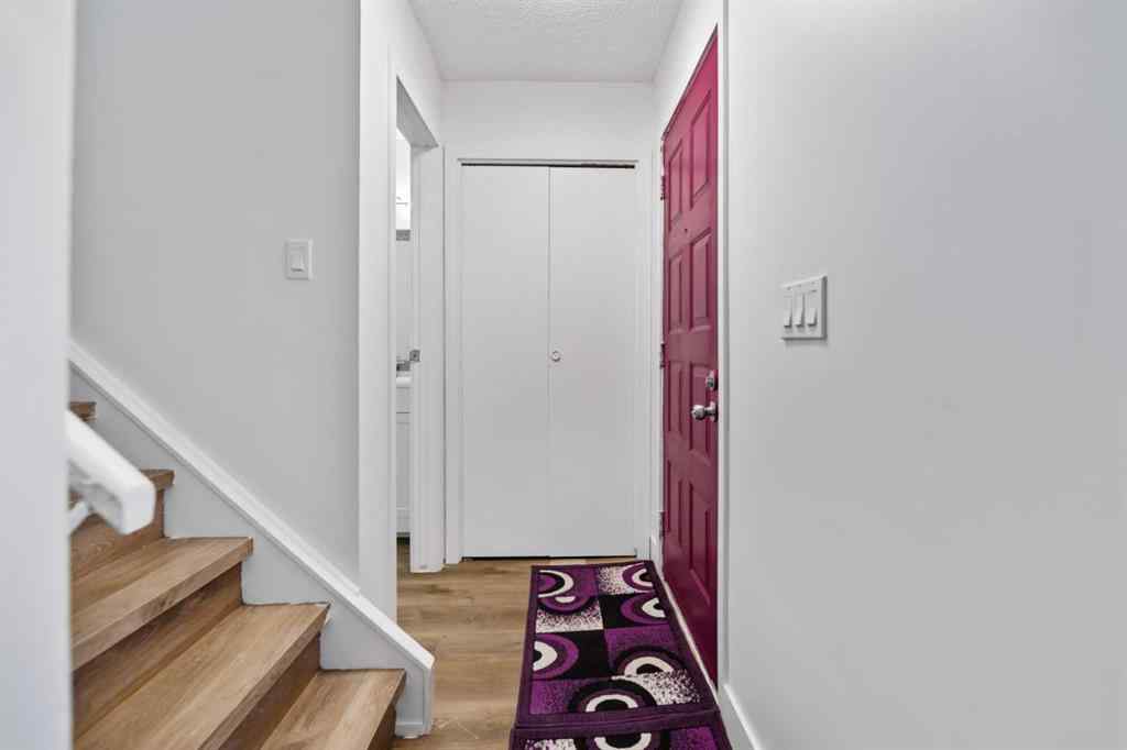 MLS® A2256787 - 40 Pinecliff Close NE in Pineridge Calgary, Residential
