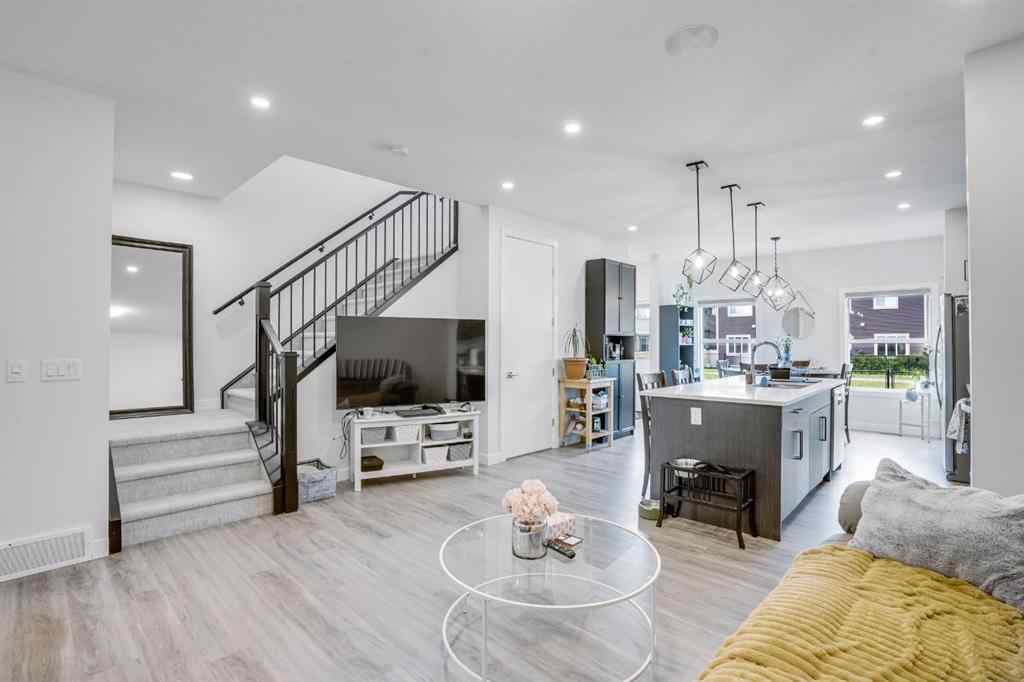 MLS® A2256790 - 28 Midtown Close SW in Midtown Airdrie, Residential