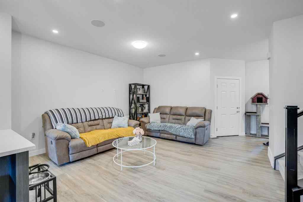 MLS® A2256790 - 28 Midtown Close SW in Midtown Airdrie, Residential