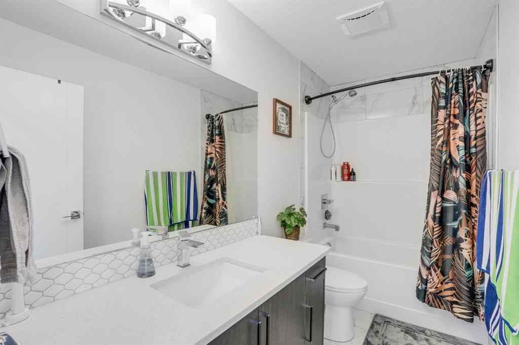 MLS® A2256790 - 28 Midtown Close SW in Midtown Airdrie, Residential