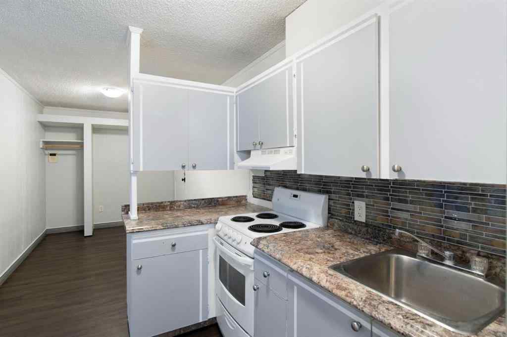 MLS® A2256794 - Unit #107 2137 17 Street SW in Bankview Calgary, Residential