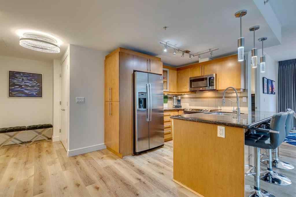 MLS® A2256795 - Unit #207 817 15 Avenue SW in Beltline Calgary, Residential