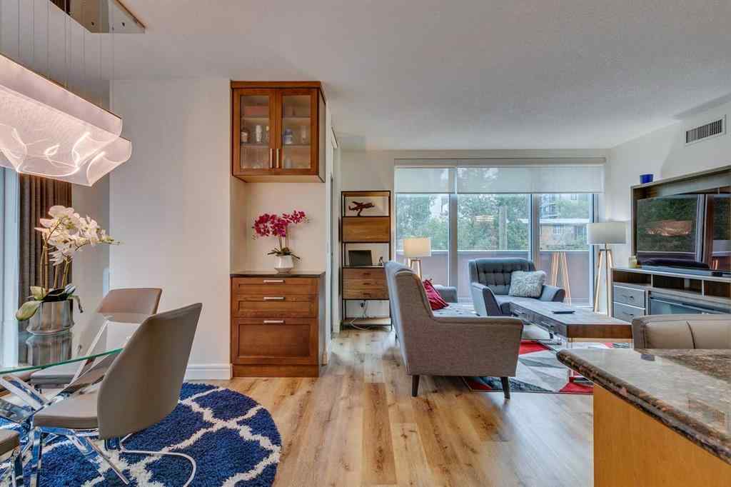 MLS® A2256795 - Unit #207 817 15 Avenue SW in Beltline Calgary, Residential