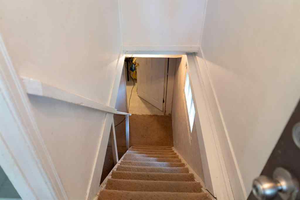 MLS® A2256796 - 1614 5a Avenue N in Westminster Lethbridge, Residential