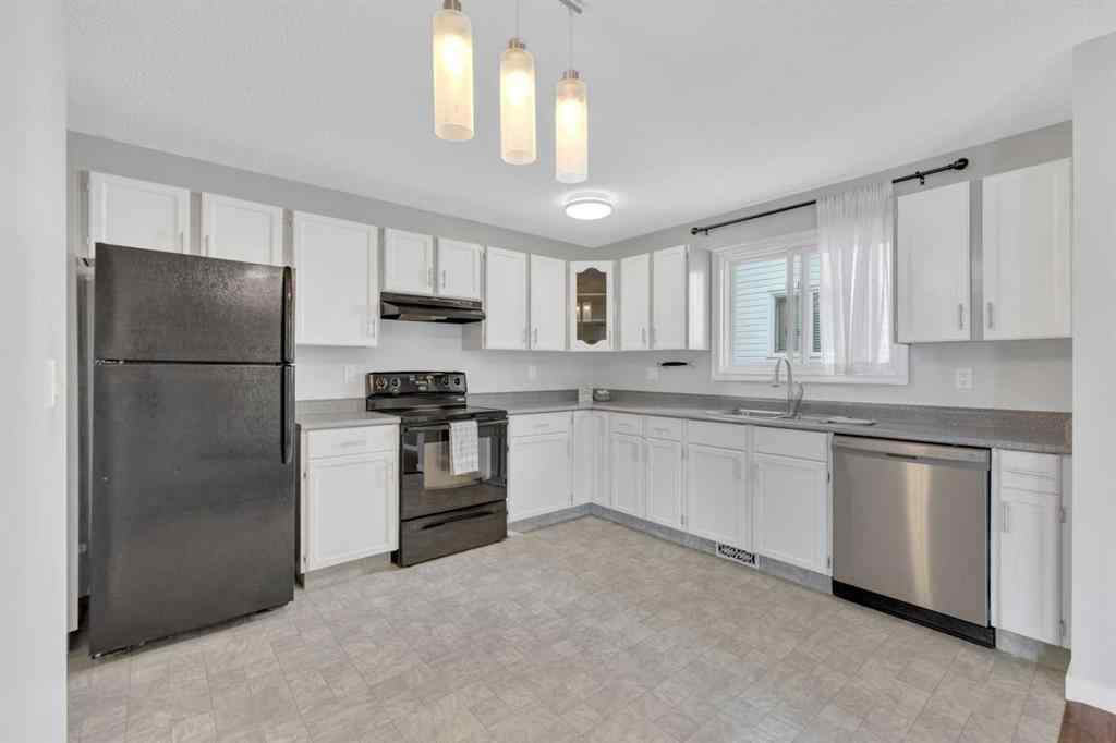 MLS® A2256803 - 113 Crawford Street  in Clearview Meadows Red Deer, Residential