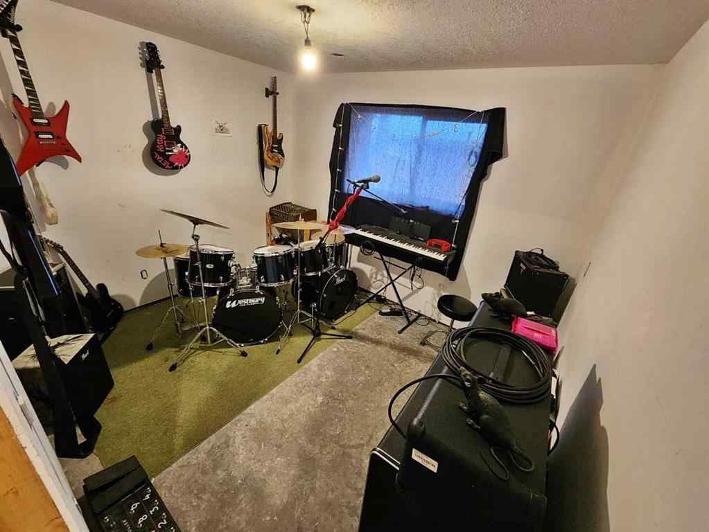 MLS® A2256808 -  40225 RR 19-2   in NONE Rural Stettler No. 6, County of, Residential