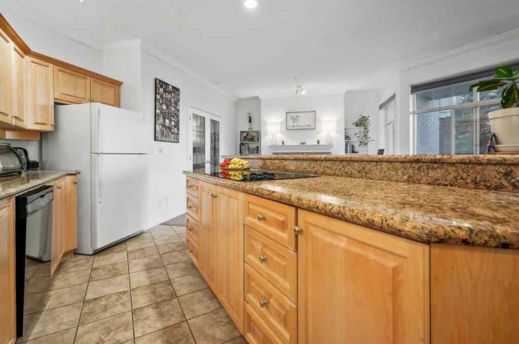 MLS® A2256810 - Unit #210 60 24 Avenue SW in Erlton Calgary, Residential