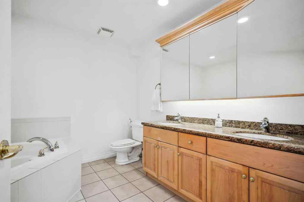 MLS® A2256810 - Unit #210 60 24 Avenue SW in Erlton Calgary, Residential