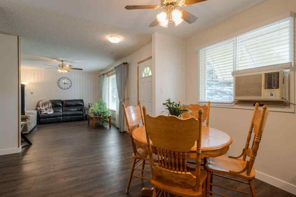 MLS® A2256819 - 1708 Lakeside Road S in Lakeview Lethbridge, Residential