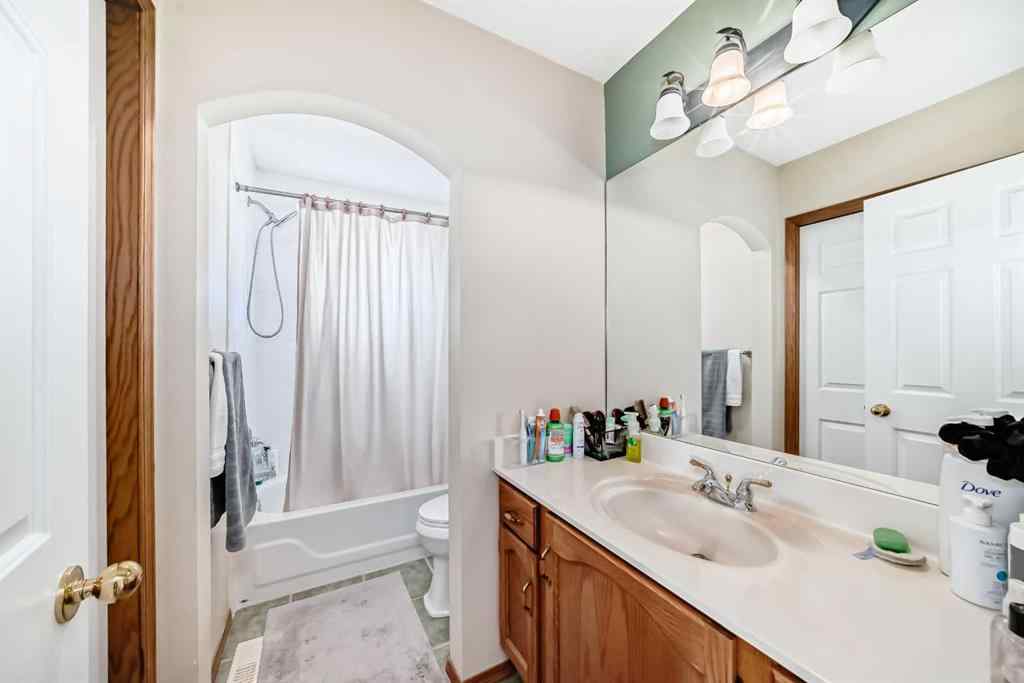 MLS® A2256821 - 41 Covette Bay NE in Coventry Hills Calgary, Residential