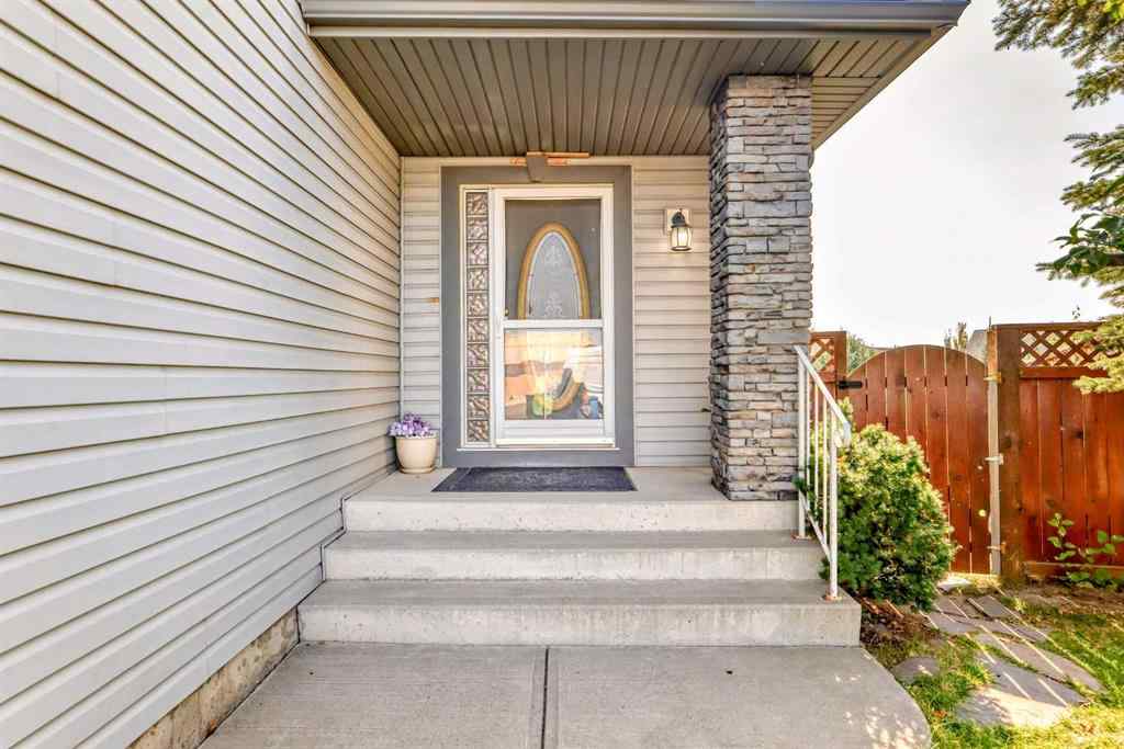 MLS® A2256821 - 41 Covette Bay NE in Coventry Hills Calgary, Residential