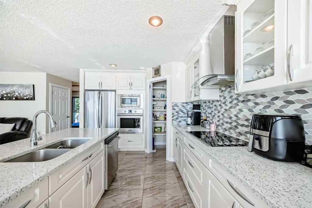 MLS® A2256821 - 41 Covette Bay NE in Coventry Hills Calgary, Residential