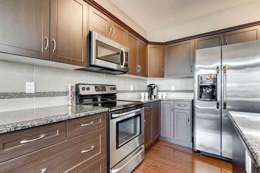MLS® A2256823 - 399 Hillcrest Circle SW in Hillcrest Airdrie, Residential