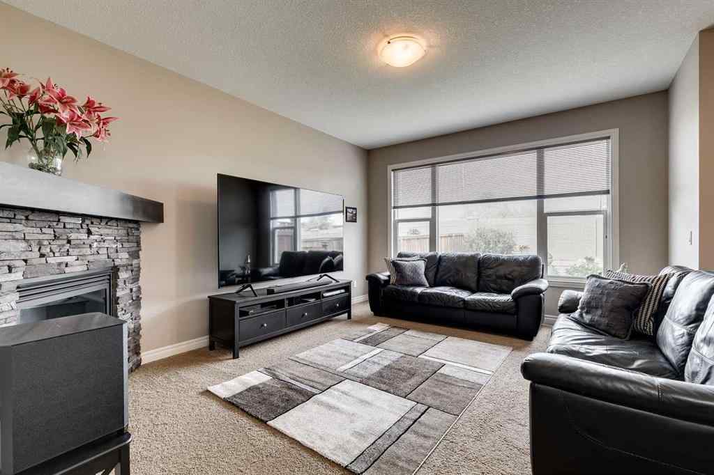 MLS® A2256823 - 399 Hillcrest Circle SW in Hillcrest Airdrie, Residential