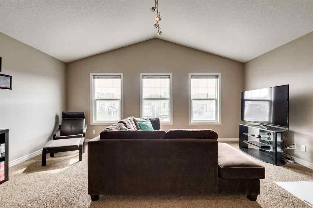 MLS® A2256823 - 399 Hillcrest Circle SW in Hillcrest Airdrie, Residential