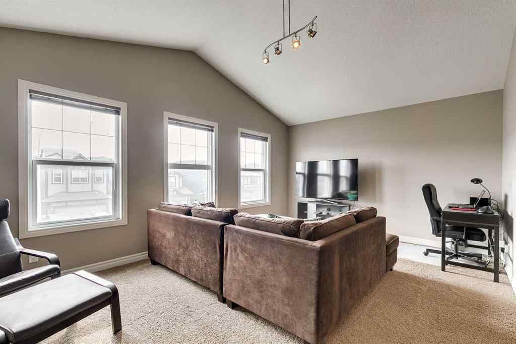 MLS® A2256823 - 399 Hillcrest Circle SW in Hillcrest Airdrie, Residential