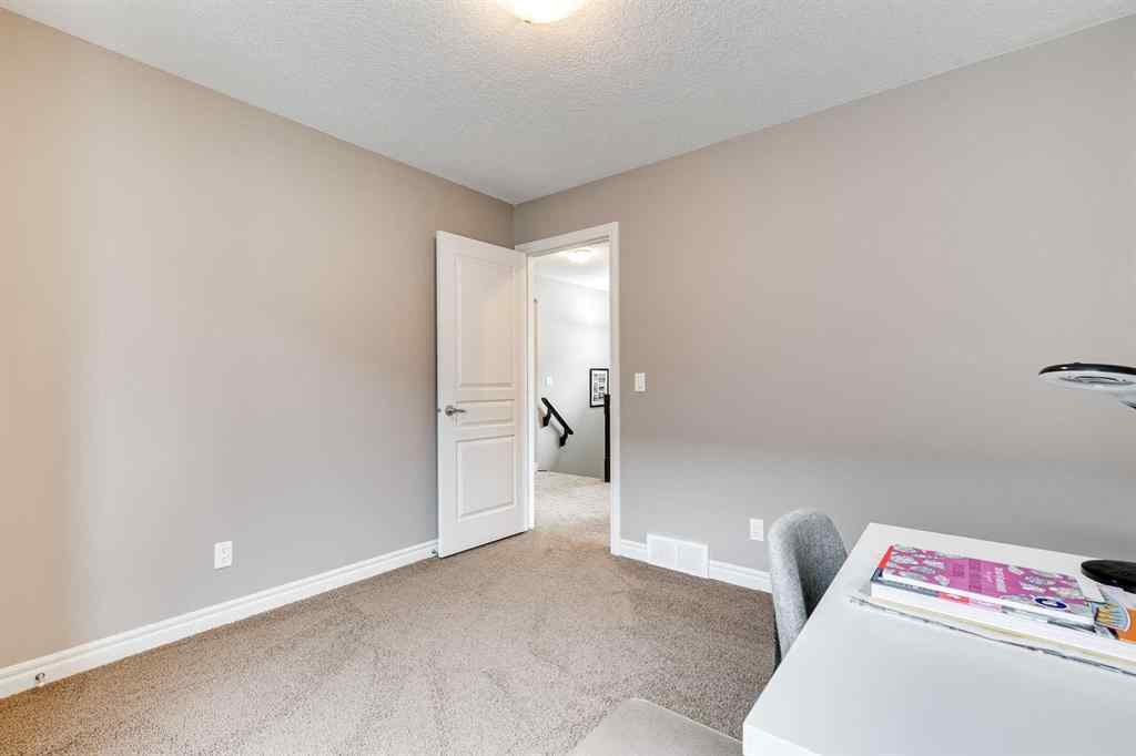 MLS® A2256823 - 399 Hillcrest Circle SW in Hillcrest Airdrie, Residential
