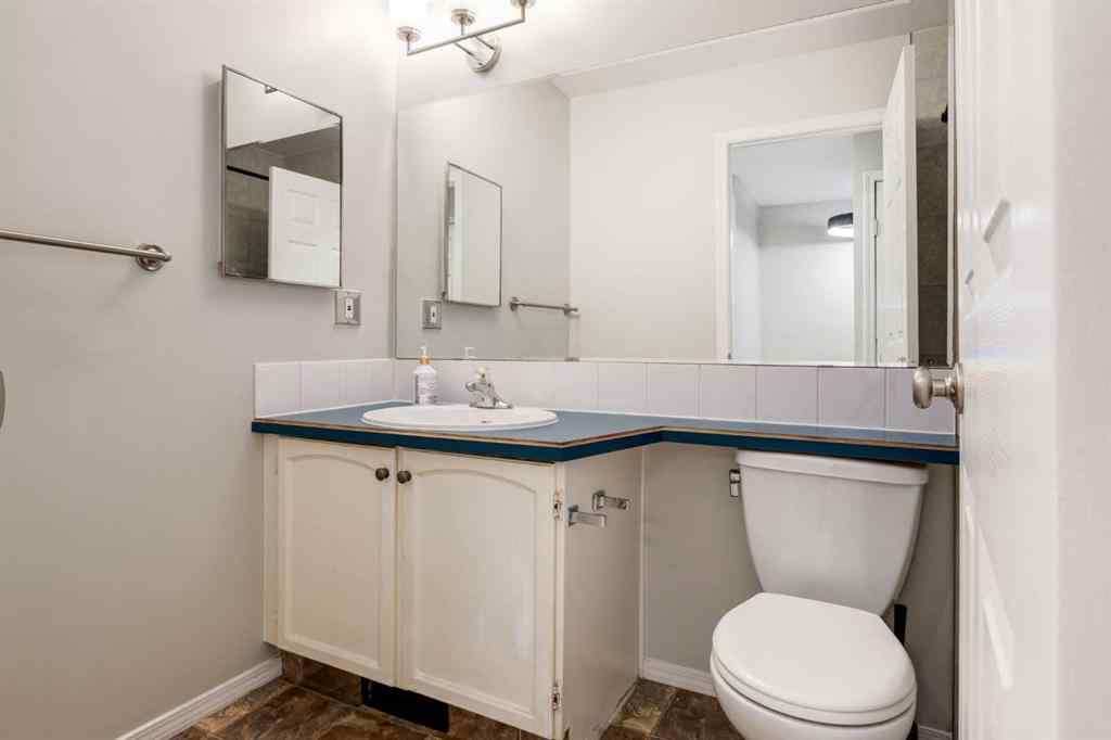 MLS® A2256825 - Unit #4 1111 Canterbury Drive SW in Canyon Meadows Calgary, Residential