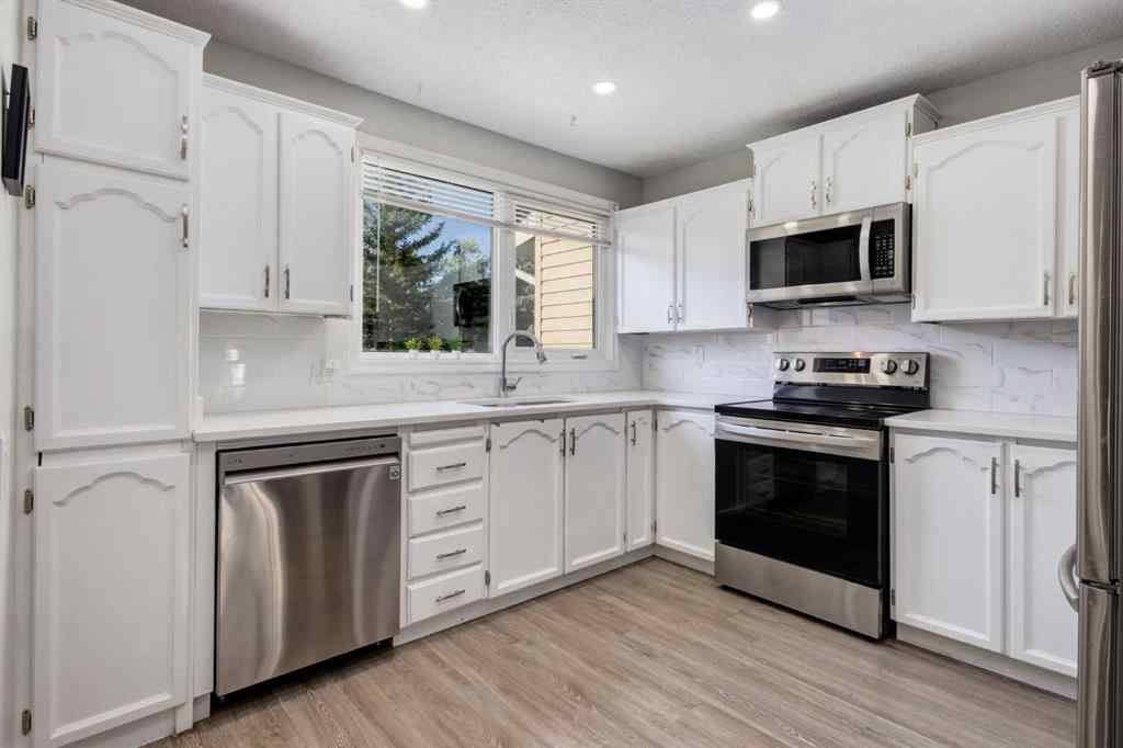 MLS® A2256825 - Unit #4 1111 Canterbury Drive SW in Canyon Meadows Calgary, Residential