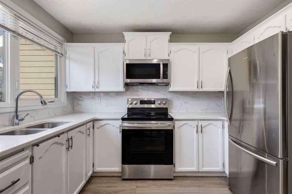 MLS® A2256825 - Unit #4 1111 Canterbury Drive SW in Canyon Meadows Calgary, Residential