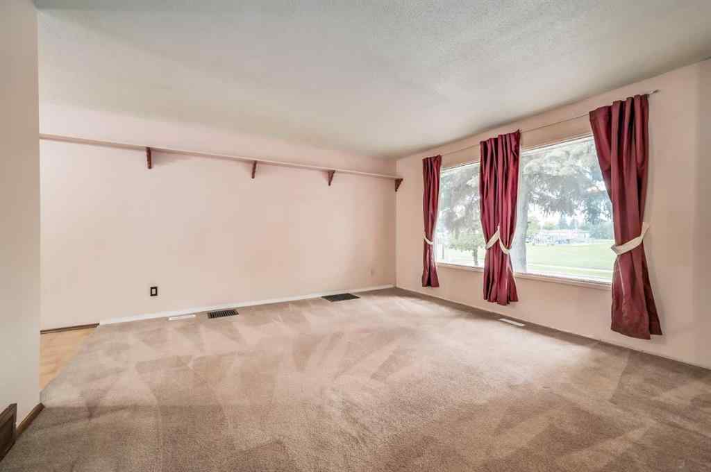 MLS® A2256826 - 3616 28 Street SE in Dover Calgary, Residential