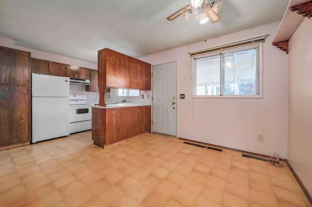 MLS® A2256826 - 3616 28 Street SE in Dover Calgary, Residential