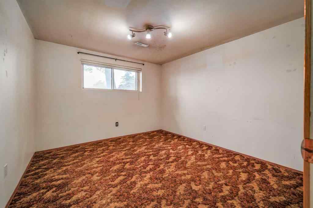 MLS® A2256826 - 3616 28 Street SE in Dover Calgary, Residential