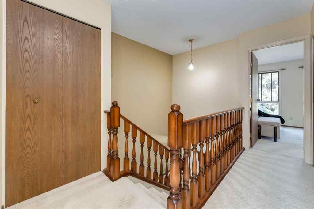 MLS® A2256827 - 20 Point Mckay Court NW in Point McKay Calgary, Residential