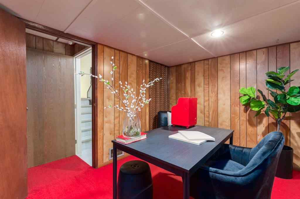 MLS® A2256827 - 20 Point Mckay Court NW in Point McKay Calgary, Residential