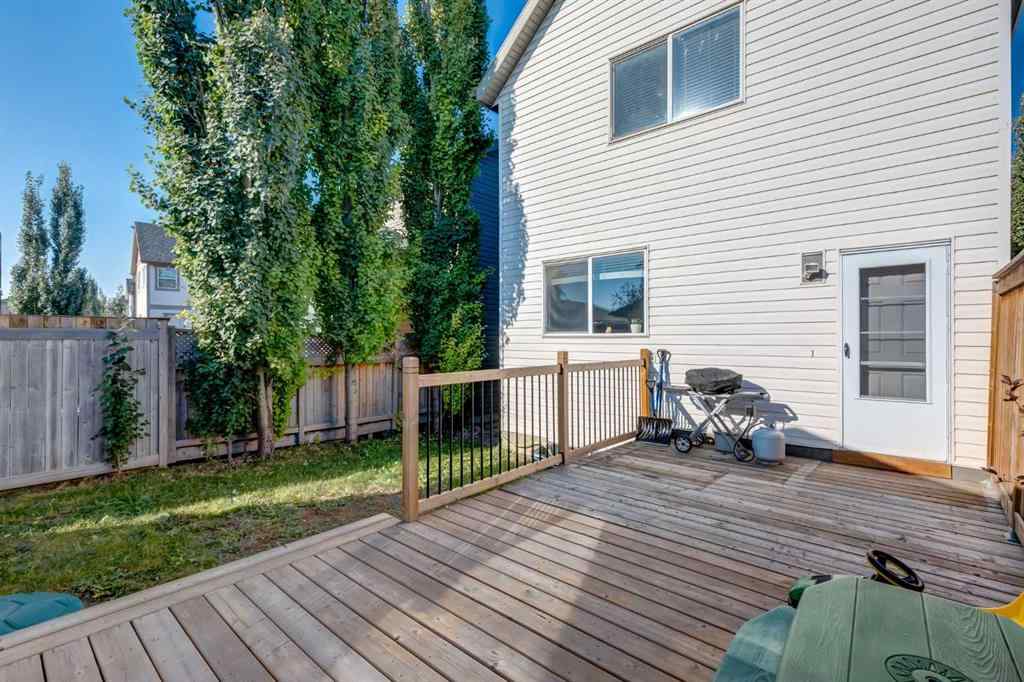 MLS® A2256828 - 152 New Brighton Grove SE in New Brighton Calgary, Residential