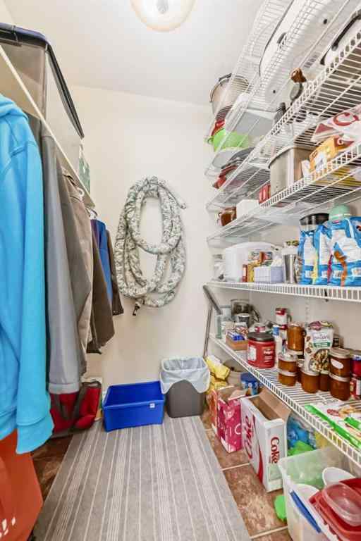 MLS® A2256830 - 71 Adams Close  in Anders South Red Deer, Residential