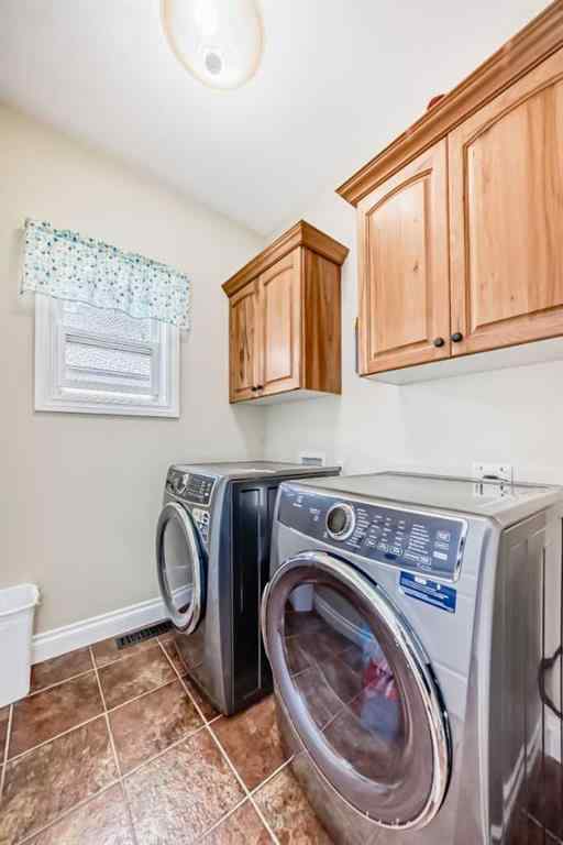 MLS® A2256830 - 71 Adams Close  in Anders South Red Deer, Residential