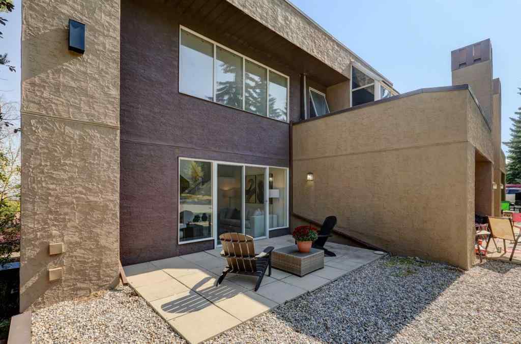 MLS® A2256831 - Unit #8 226 Village Terrace SW in Patterson Calgary, Residential