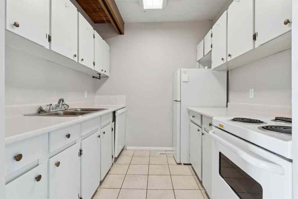 MLS® A2256834 - Unit #102 7416 Hunterview Drive NW in Huntington Hills Calgary, Residential