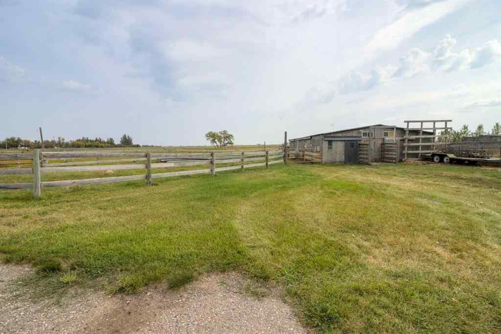 MLS® A2256835 - Unit ##4 205019 100 RANGE Road SE in NONE Rural Lethbridge County, Agri-Business