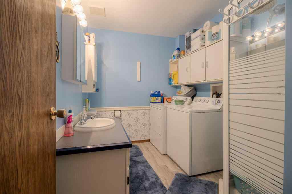MLS® A2256835 - Unit ##4 205019 100 RANGE Road SE in NONE Rural Lethbridge County, Agri-Business