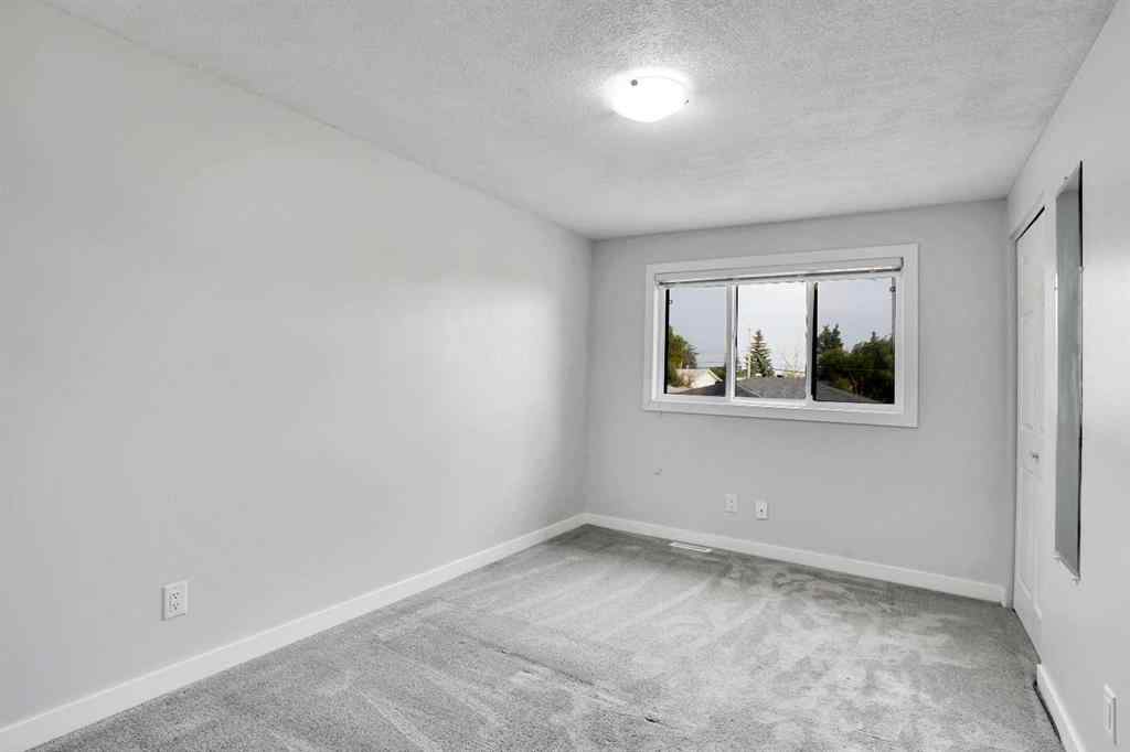 MLS® A2256836 - 7215 huntridge Hill NE in Huntington Hills Calgary, Residential