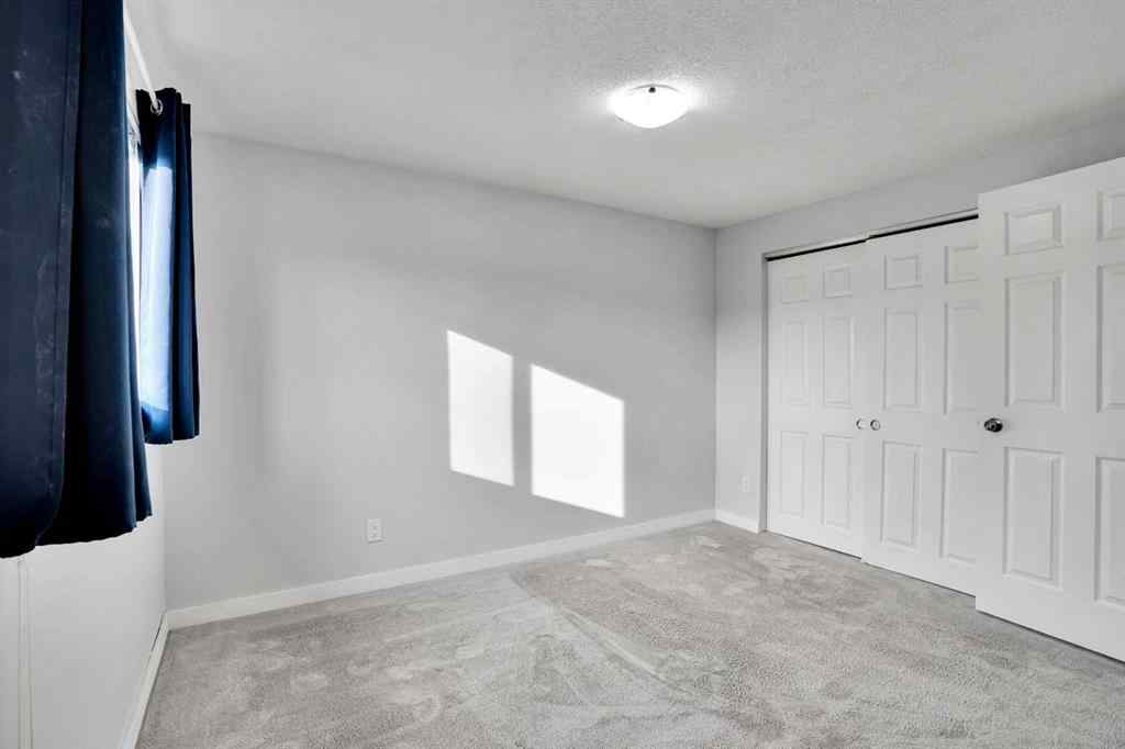 MLS® A2256836 - 7215 huntridge Hill NE in Huntington Hills Calgary, Residential