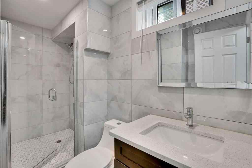 MLS® A2256836 - 7215 huntridge Hill NE in Huntington Hills Calgary, Residential