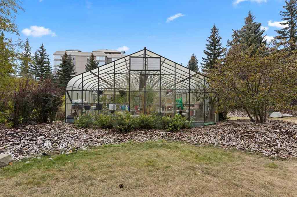 MLS® A2256837 - Unit #406 4555 Varsity Lane NW in Varsity Calgary, Residential