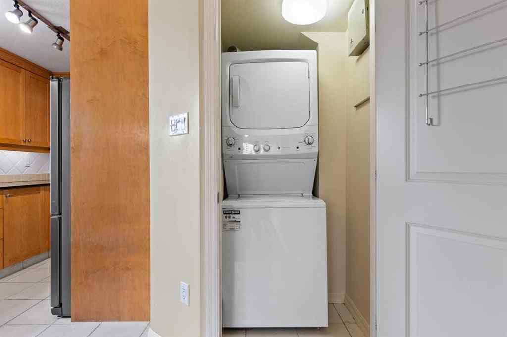 MLS® A2256837 - Unit #406 4555 Varsity Lane NW in Varsity Calgary, Residential