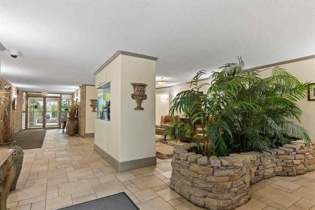 MLS® A2256837 - Unit #406 4555 Varsity Lane NW in Varsity Calgary, Residential