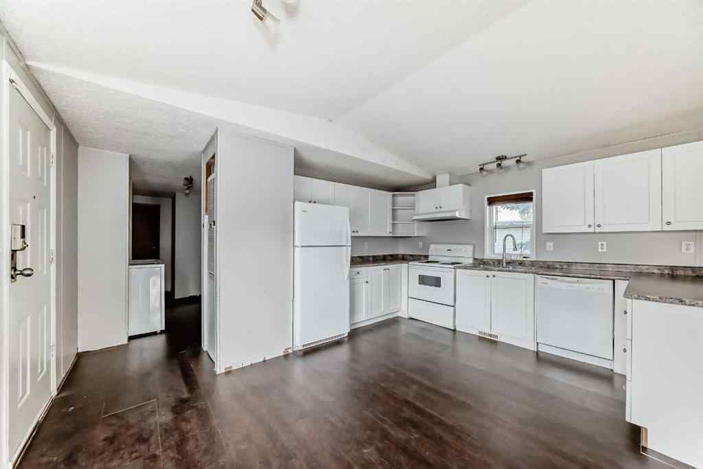 MLS® A2256839 - Unit #167 6724 17 Avenue SE in Red Carpet Calgary, Mobile